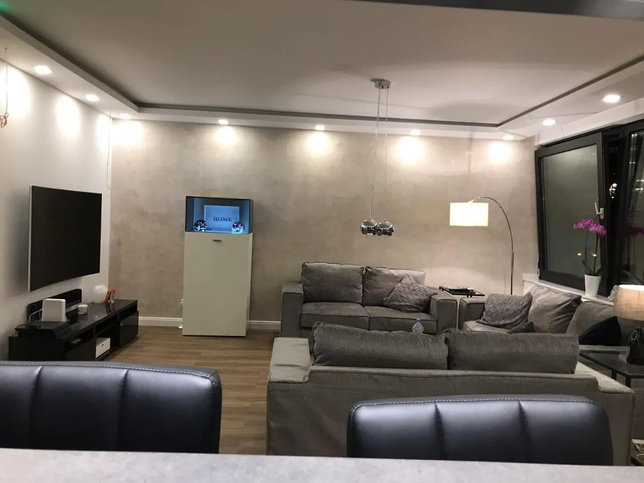 Wie Zuhause , Keine Party, 2 Erwachsene Düsseldorf Apartament